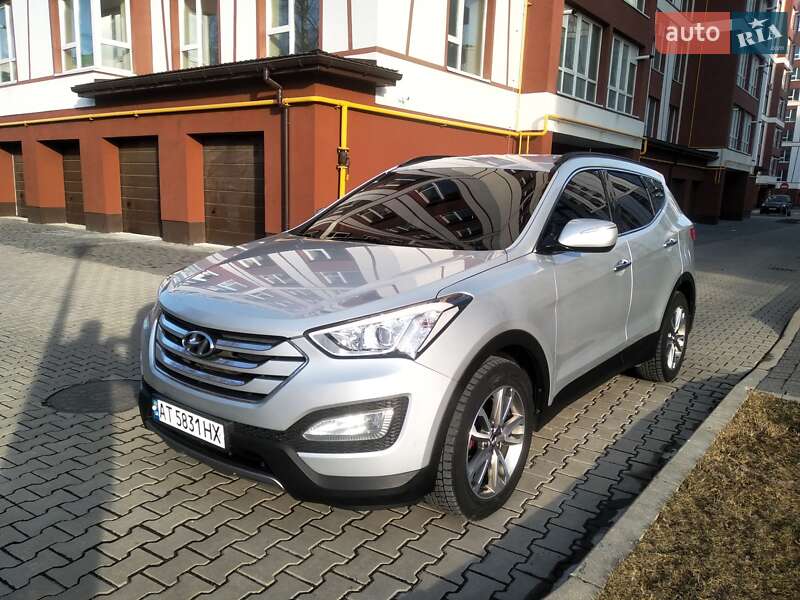 Внедорожник / Кроссовер Hyundai Santa FE 2013 в Ивано-Франковске