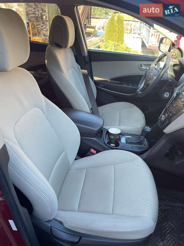 Позашляховик / Кросовер Hyundai Santa FE 2015 в Буковеле фото 19 Позашляховик / Кросовер Hyundai Santa FE 2015 в Буковеле