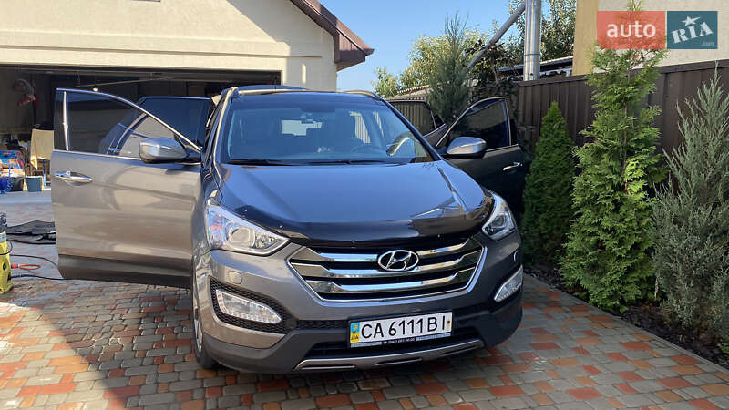 Позашляховик / Кросовер Hyundai Santa FE 2013 в Києві