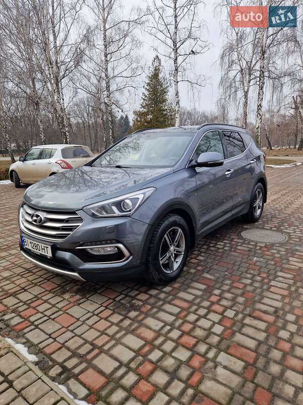 Позашляховик / Кросовер Hyundai Santa FE 2017 в 