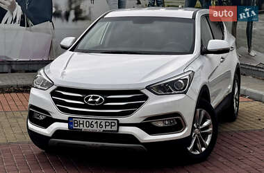 Внедорожник / Кроссовер Hyundai Santa FE 2017 в Одессе