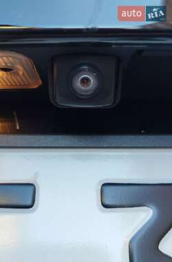 Внедорожник / Кроссовер Hyundai Santa FE 2012 в 
