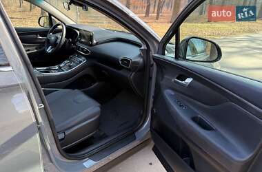 Внедорожник / Кроссовер Hyundai Santa FE 2021 в 