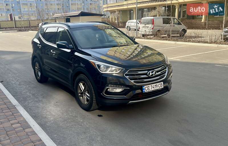 Позашляховик / Кросовер Hyundai Santa FE 2016 в 