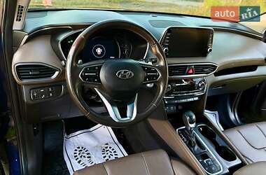 Внедорожник / Кроссовер Hyundai Santa FE 2018 в 