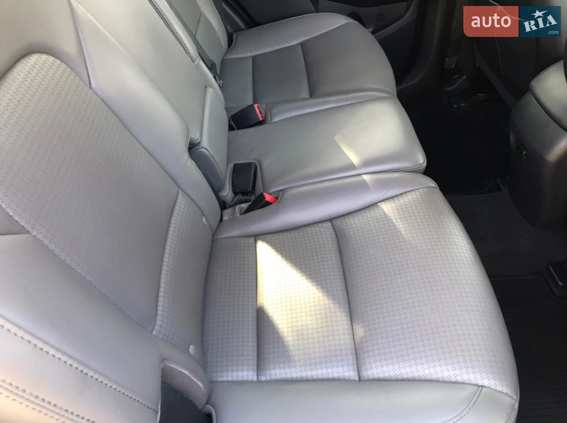 2013 Hyundai Santa Fe - мініатюра 17
