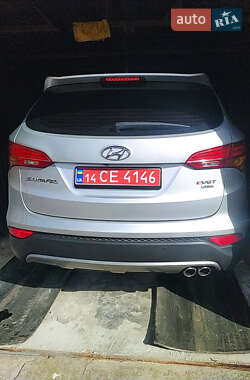 Внедорожник / Кроссовер Hyundai Santa FE 2012 в Ровно