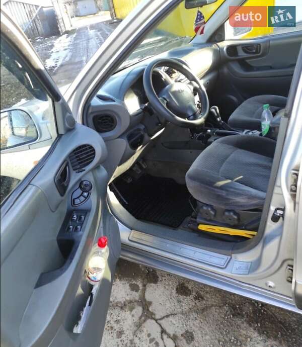 Позашляховик / Кросовер Hyundai Santa FE 2001 в Львові фото 7 Позашляховик / Кросовер Hyundai Santa FE 2001 в Львові
