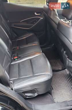 Позашляховик / Кросовер Hyundai Santa FE 2012 в 