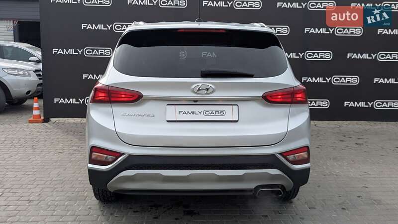 Внедорожник / Кроссовер Hyundai Santa FE 2019 в Одессе