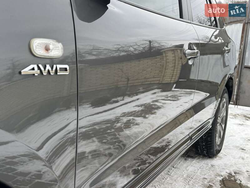 Внедорожник / Кроссовер Hyundai Santa FE 2006 в Новоархангельске