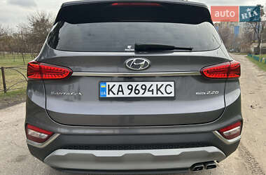 Позашляховик / Кросовер Hyundai Santa FE 2018 в 