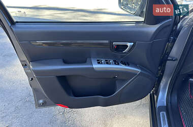Внедорожник / Кроссовер Hyundai Santa FE 2011 в 