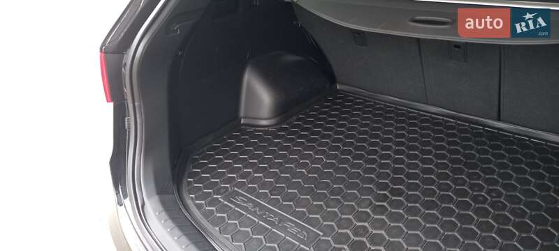 Позашляховик / Кросовер Hyundai Santa FE 2013 в Миколаєві