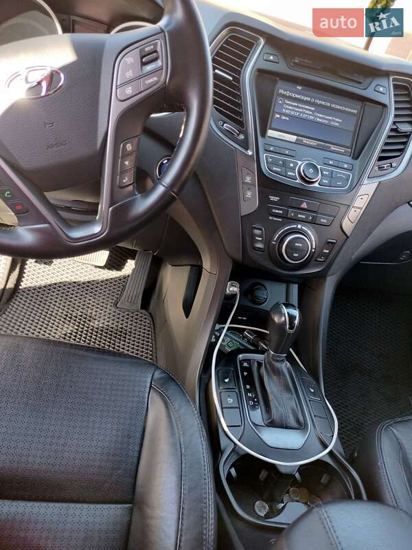 Внедорожник / Кроссовер Hyundai Santa FE 2012 в Коростене фото 17 Внедорожник / Кроссовер Hyundai Santa FE 2012 в Коростене