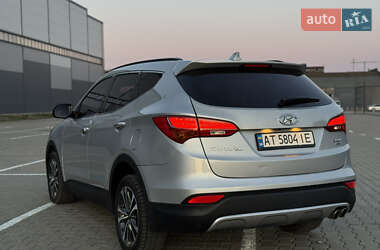 Внедорожник / Кроссовер Hyundai Santa FE 2015 в 