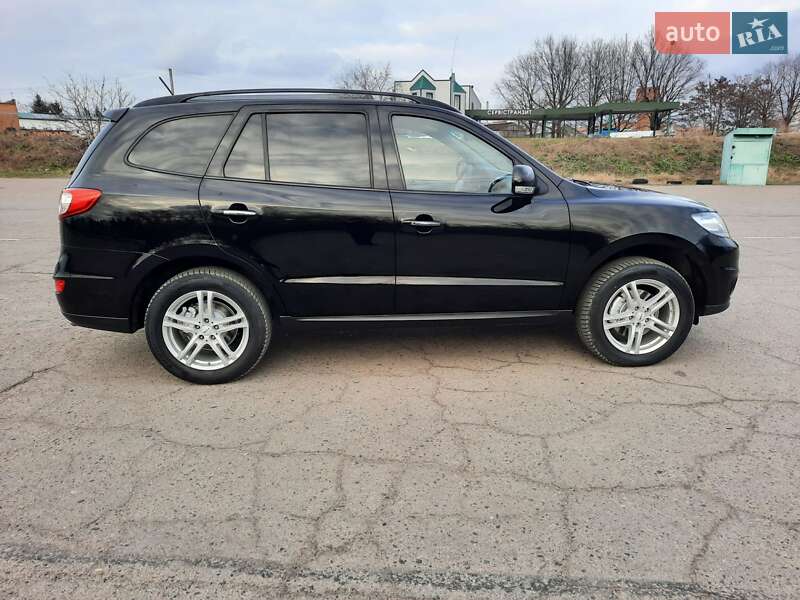 Внедорожник / Кроссовер Hyundai Santa FE 2012 в Полтаве