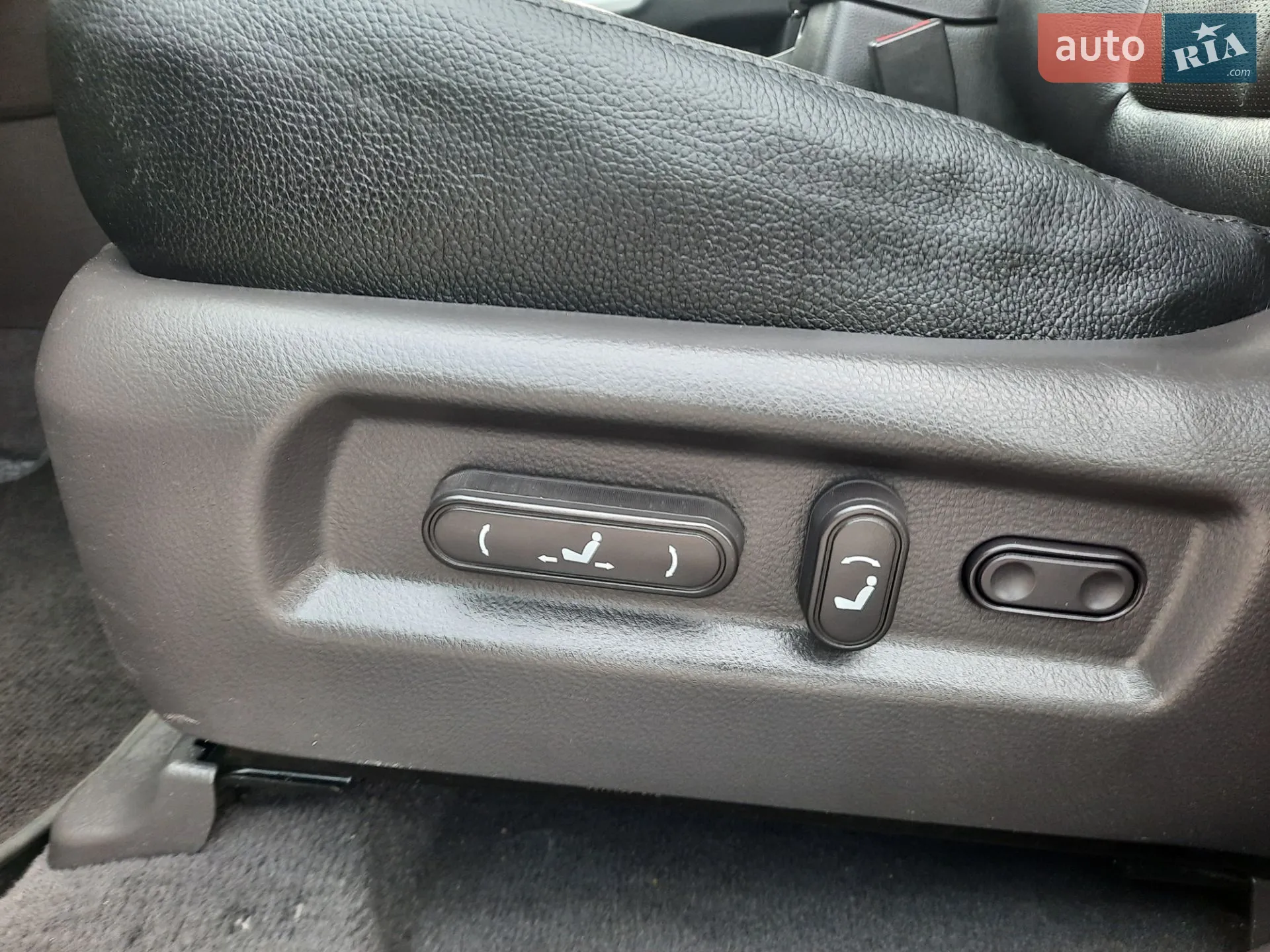 2011 Hyundai Santa Fe - мініатюра 48