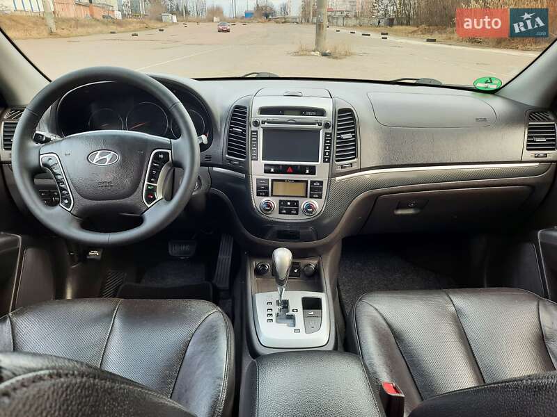 Внедорожник / Кроссовер Hyundai Santa FE 2012 в Полтаве