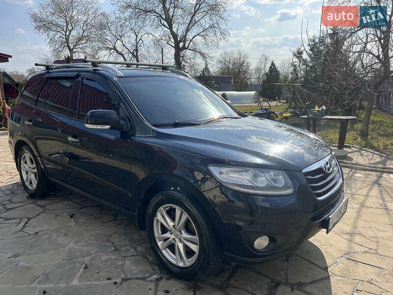 Позашляховик / Кросовер Hyundai Santa FE 2011 в Броварах