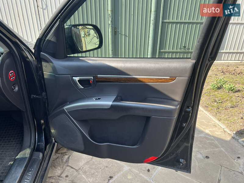 Позашляховик / Кросовер Hyundai Santa FE 2011 в Броварах