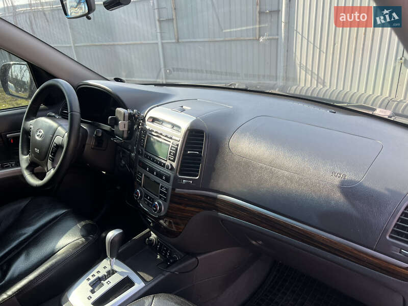 Позашляховик / Кросовер Hyundai Santa FE 2011 в Броварах