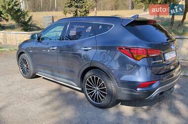 Внедорожник / Кроссовер Hyundai Santa FE 2017 в Могилев-Подольске