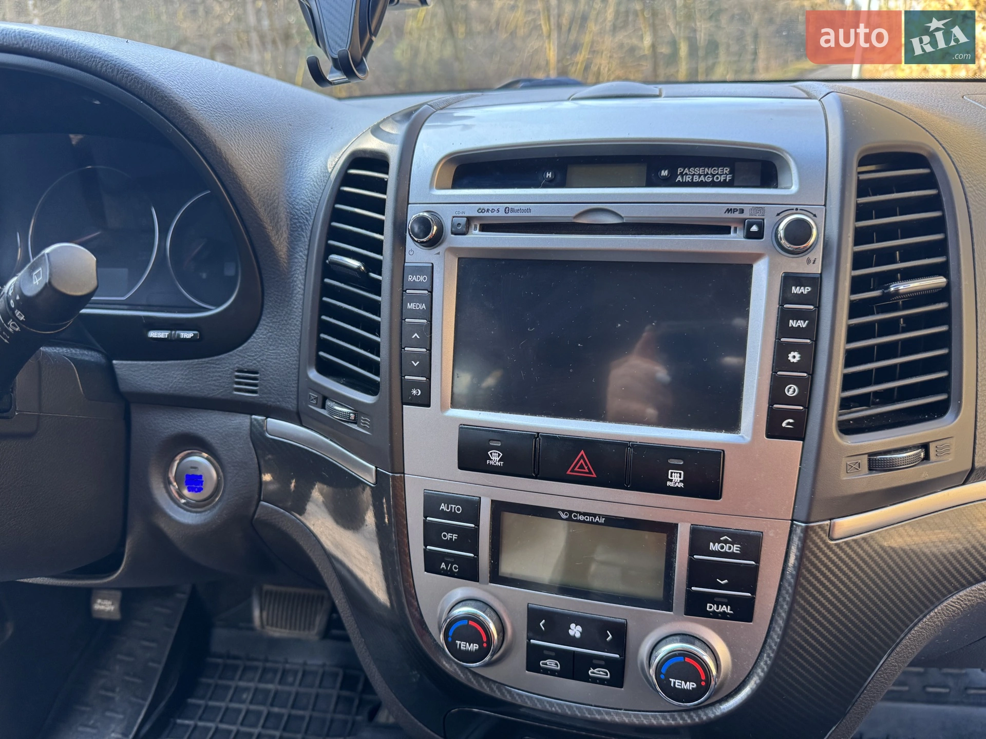 2011 Hyundai Santa Fe - мініатюра 16
