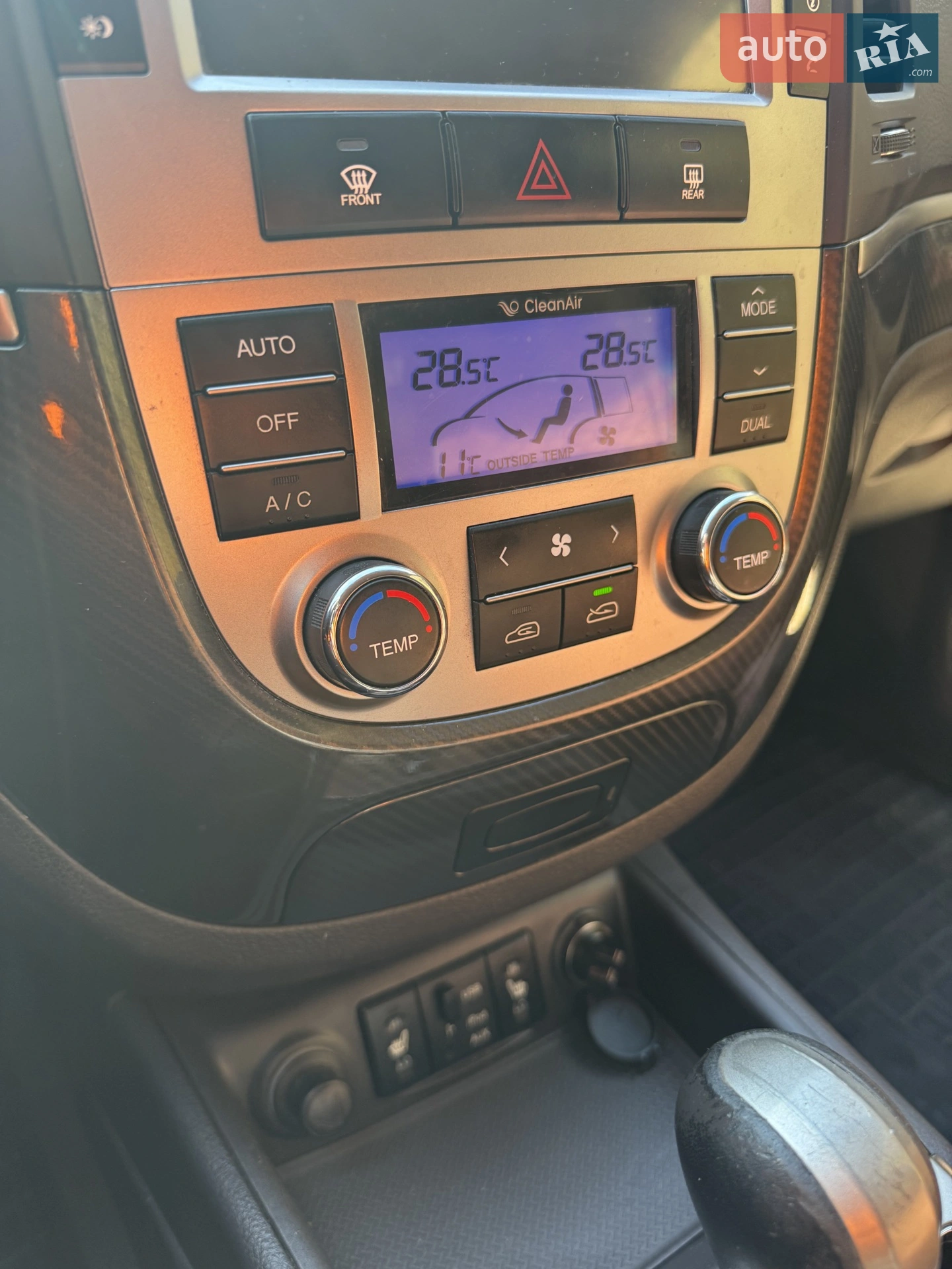 2011 Hyundai Santa Fe - мініатюра 33