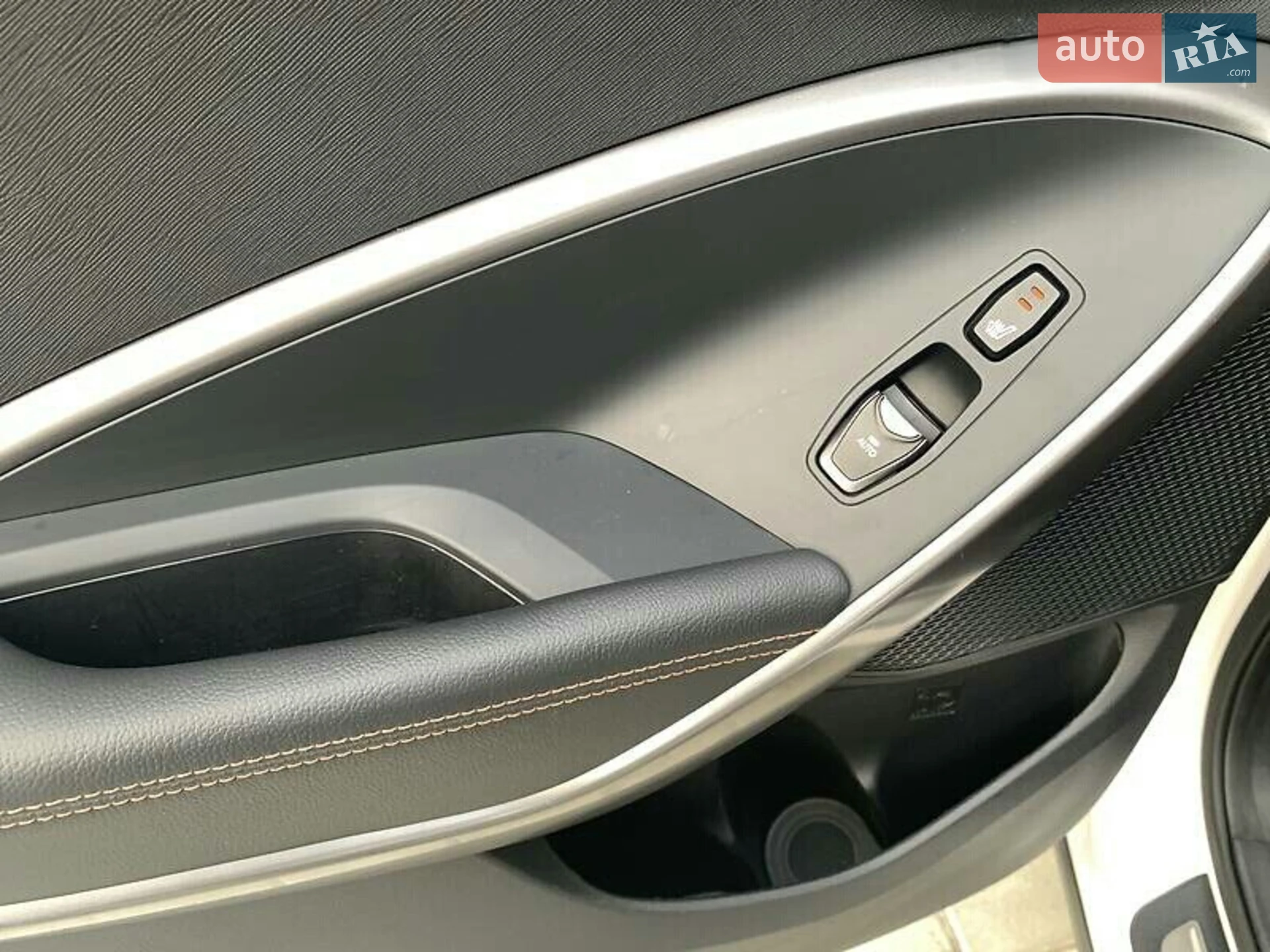 2013 Hyundai Santa Fe - мініатюра 42