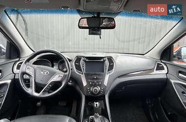 Внедорожник / Кроссовер Hyundai Santa FE 2014 в 