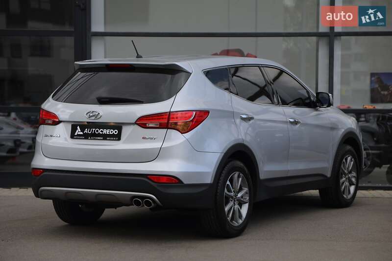 Позашляховик / Кросовер Hyundai Santa FE 2013 в Харкові