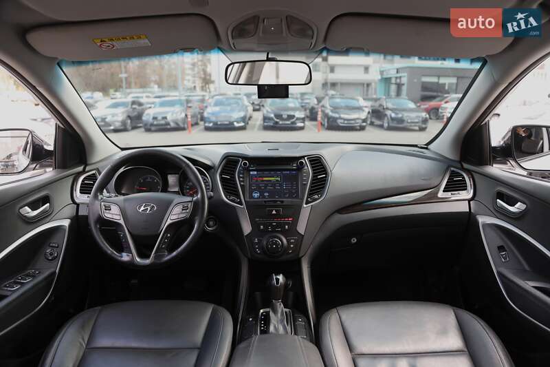 Позашляховик / Кросовер Hyundai Santa FE 2013 в Харкові