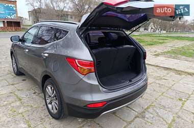 Внедорожник / Кроссовер Hyundai Santa FE 2012 в 