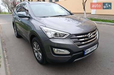 Внедорожник / Кроссовер Hyundai Santa FE 2012 в 