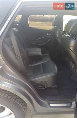 Внедорожник / Кроссовер Hyundai Santa FE 2014 в 