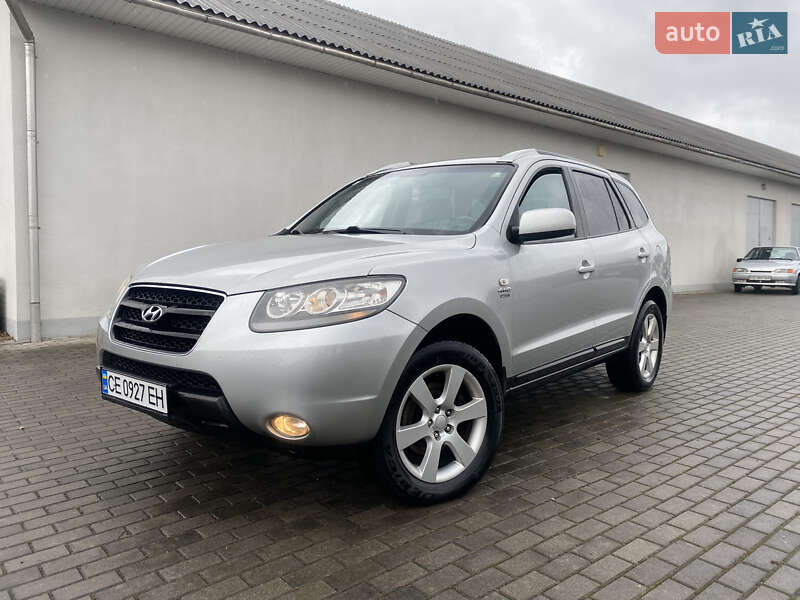 Внедорожник / Кроссовер Hyundai Santa FE 2005 в 