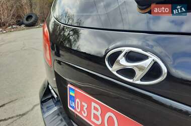 Внедорожник / Кроссовер Hyundai Santa FE 2008 в 