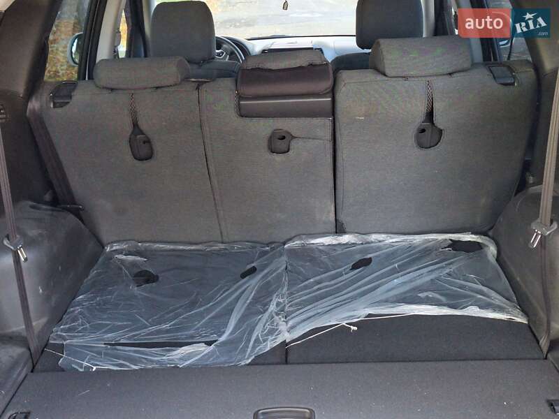 Внедорожник / Кроссовер Hyundai Santa FE 2012 в Белгороде-Днестровском фото 8 Внедорожник / Кроссовер Hyundai Santa FE 2012 в Белгороде-Днестровском