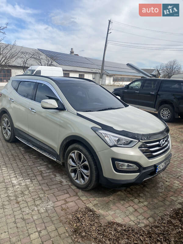 Внедорожник / Кроссовер Hyundai Santa FE 2014 в Дрогобыче
