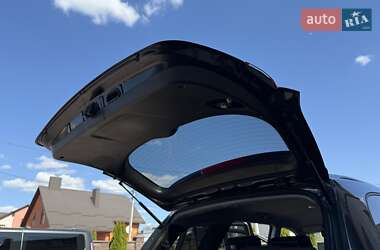 Внедорожник / Кроссовер Hyundai Santa FE 2012 в 