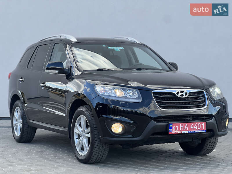 Внедорожник / Кроссовер Hyundai Santa FE 2010 в Ровно