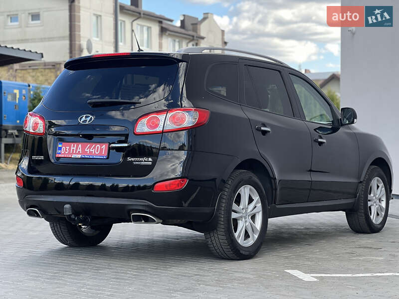 Внедорожник / Кроссовер Hyundai Santa FE 2010 в Ровно