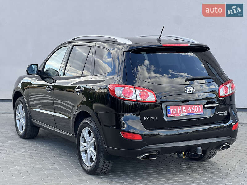 Внедорожник / Кроссовер Hyundai Santa FE 2010 в Ровно
