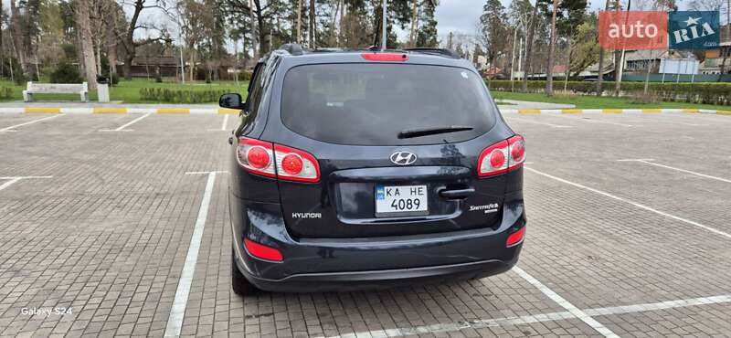 Позашляховик / Кросовер Hyundai Santa FE 2010 в Ірпені