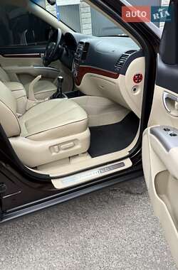 Позашляховик / Кросовер Hyundai Santa FE 2009 в 