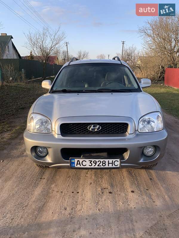 Внедорожник / Кроссовер Hyundai Santa FE 2004 в 