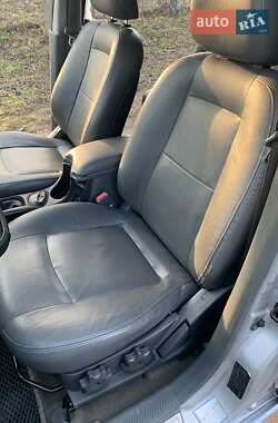 Внедорожник / Кроссовер Hyundai Santa FE 2004 в 