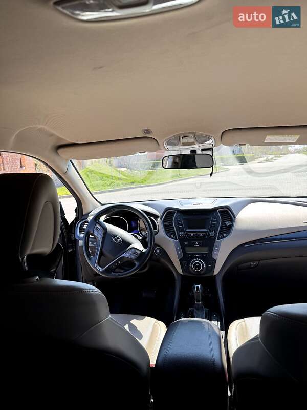 Позашляховик / Кросовер Hyundai Santa FE 2015 в Одесі