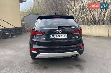 Внедорожник / Кроссовер Hyundai Santa FE 2016 в 